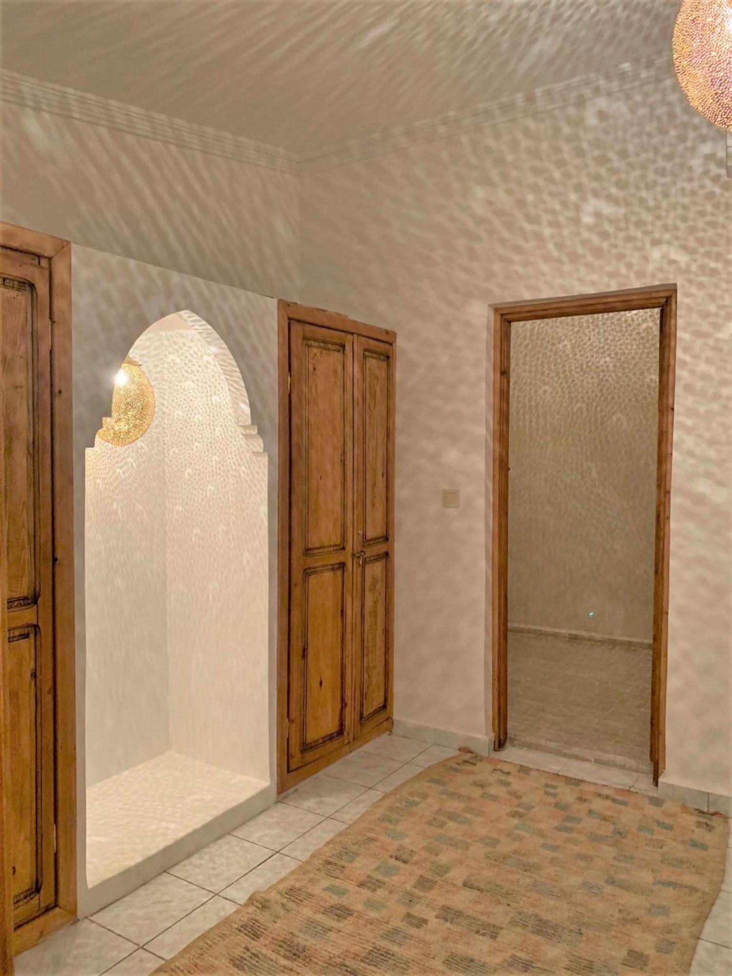 Riad With 3 Swimming Pools Марракеш Экстерьер фото