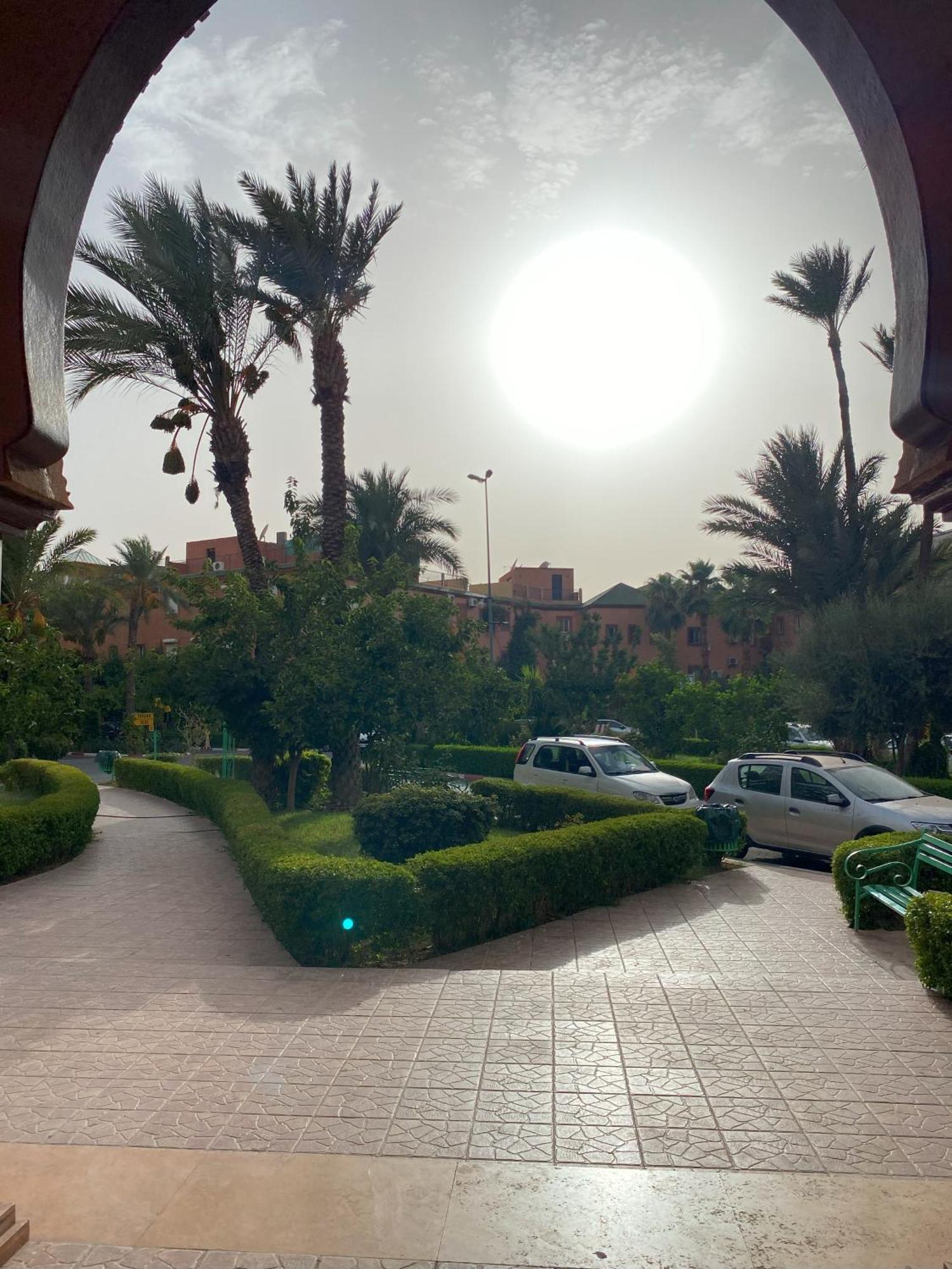 Riad With 3 Swimming Pools Марракеш Экстерьер фото