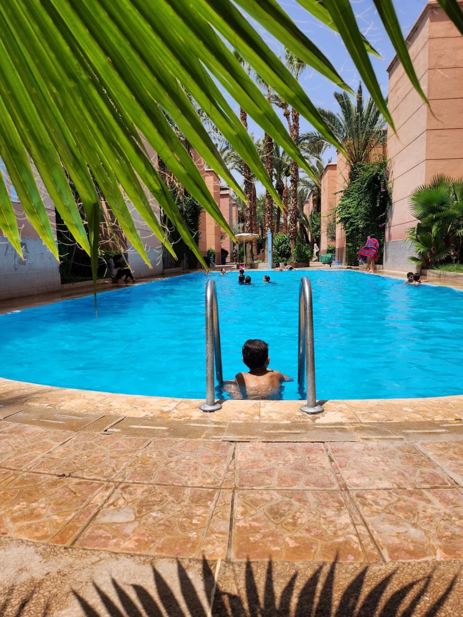 Riad With 3 Swimming Pools Марракеш Экстерьер фото